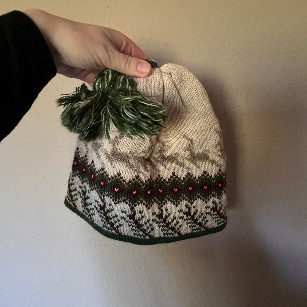 Finnish Villa Cream and Green Fair Isle Pom Beanie
